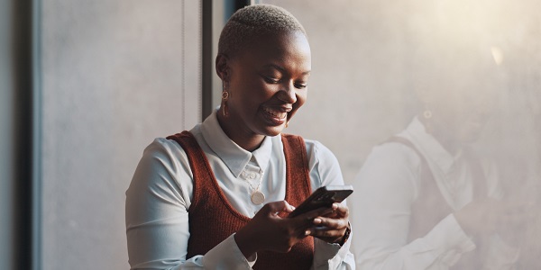 247 Online Bold Lady (14 formats )